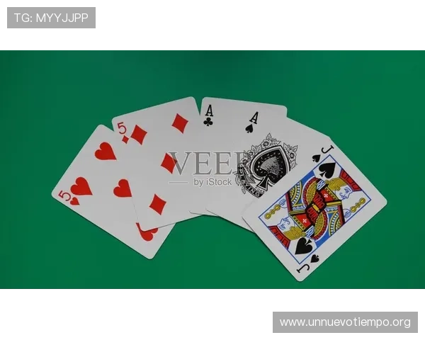 如何选择合适的赌场扑克平台进行在线游戏